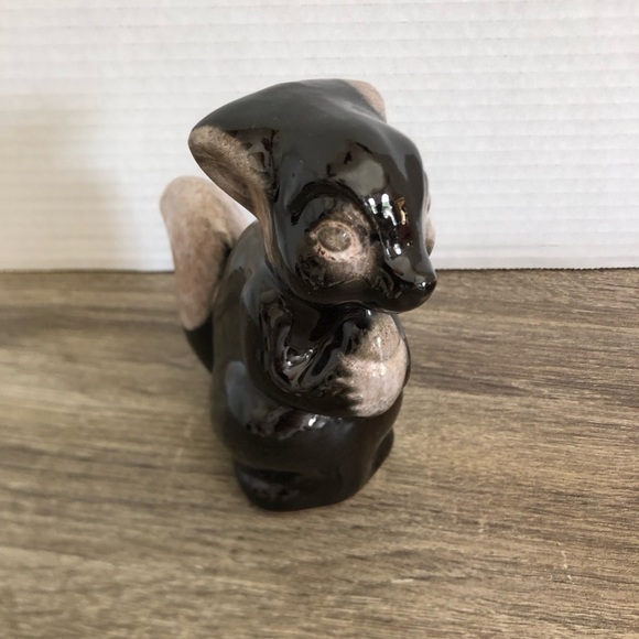 Vtg Canadiana Pottery for Disney Squirrel - Picture 6 of 12